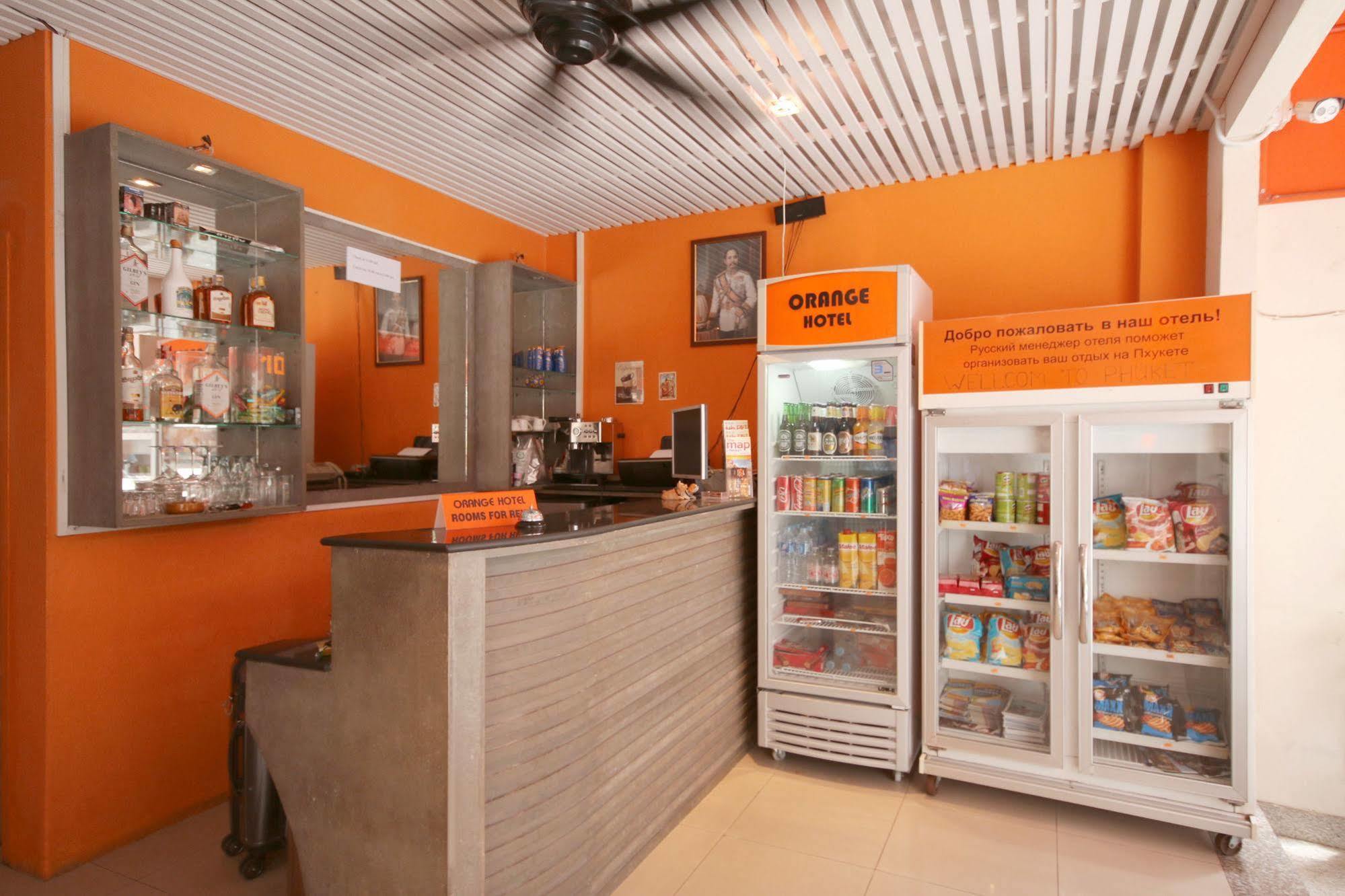 Orange Hotel Patong Bagian luar foto